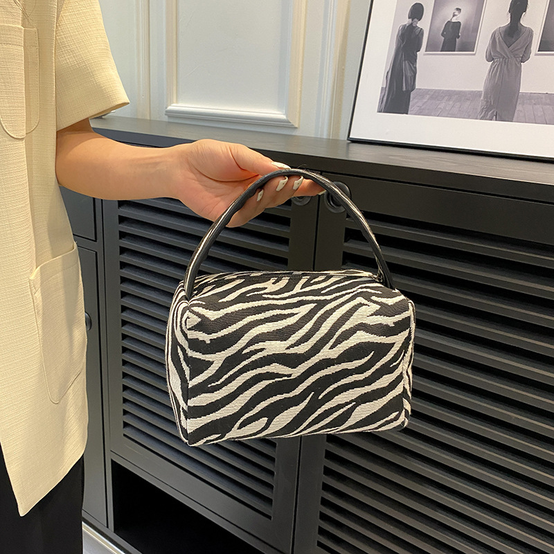 Leopard Makeup Bag Luxury  Lar - Luxury Skincare & Spa 评论和价格